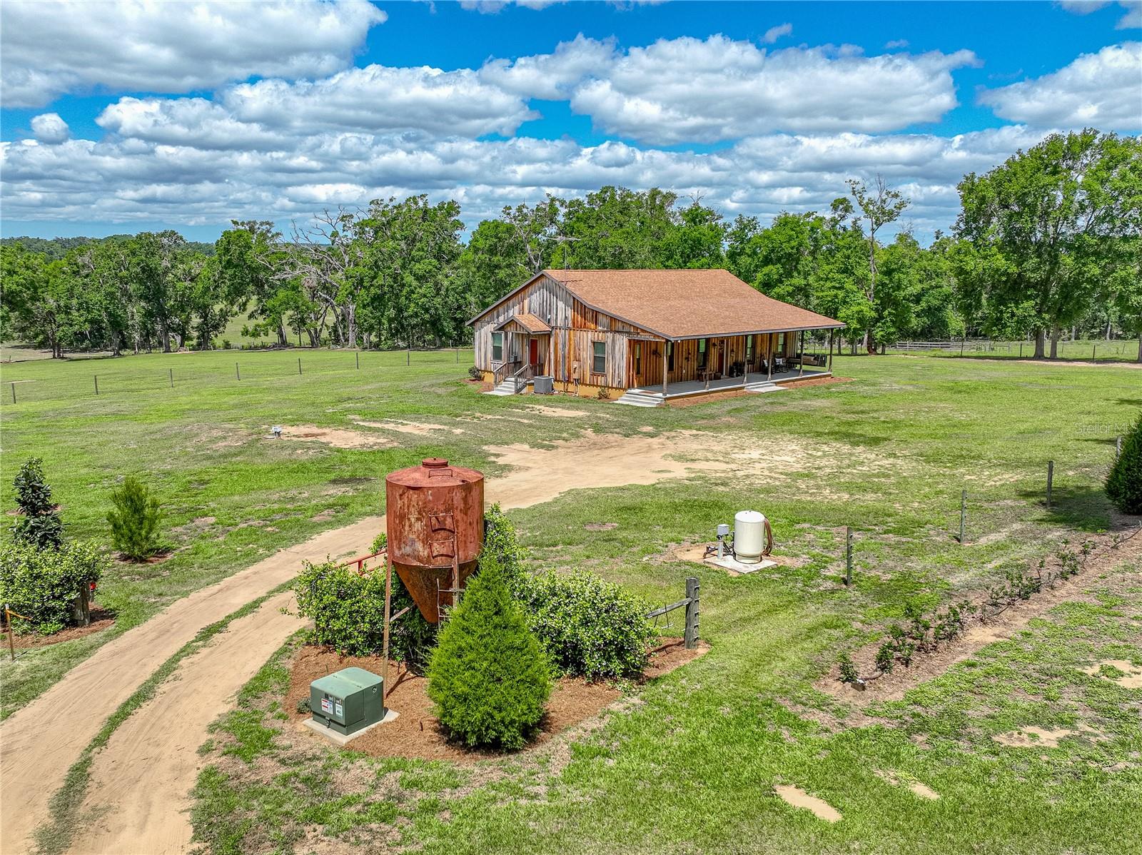 ACREAGE - Residential