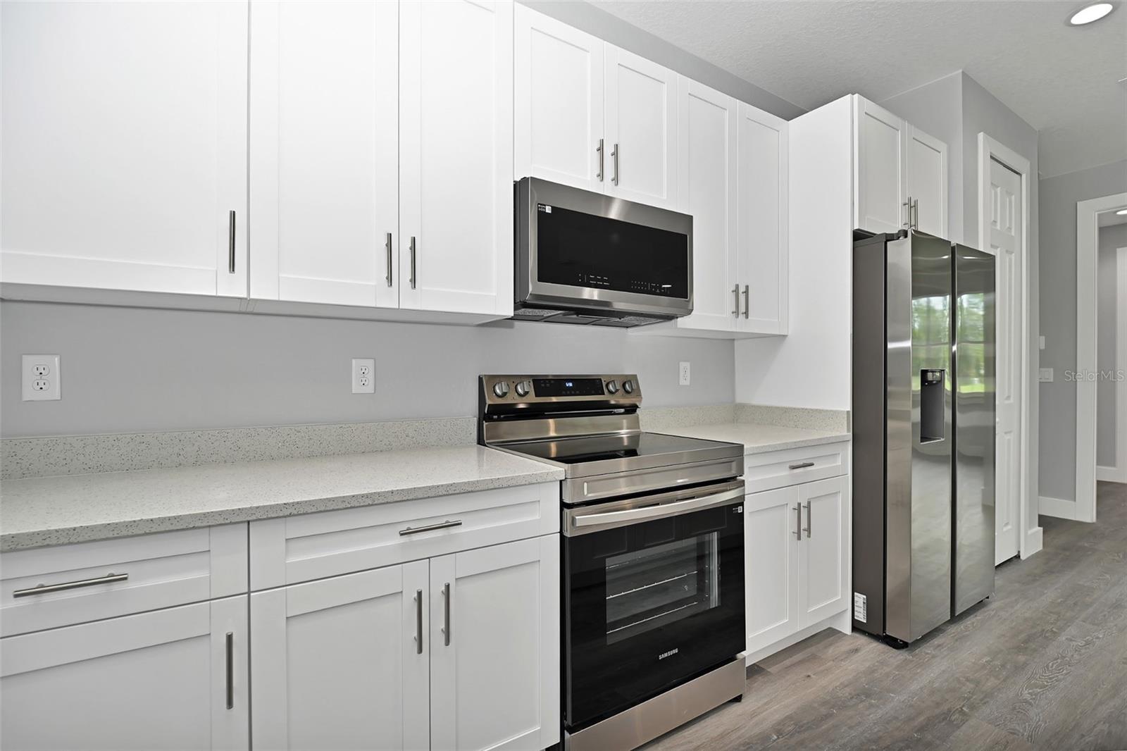 MARION OAKS - Residential