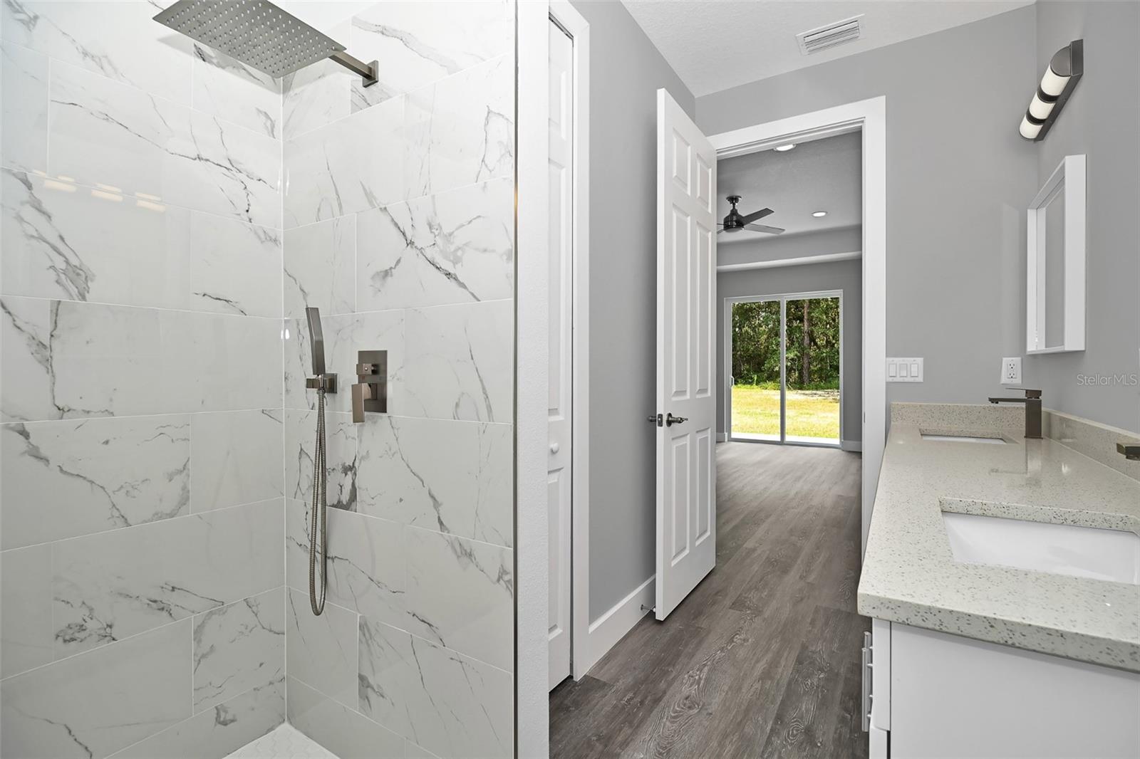 MARION OAKS - Residential