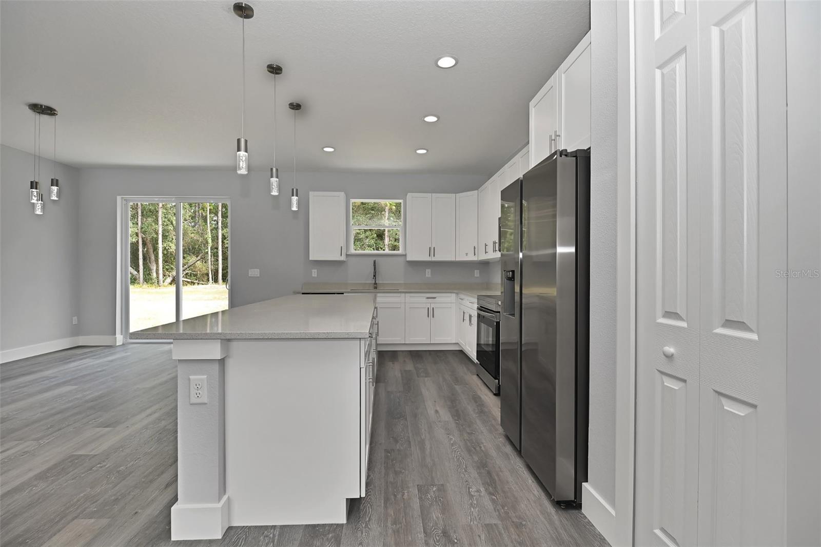 MARION OAKS - Residential