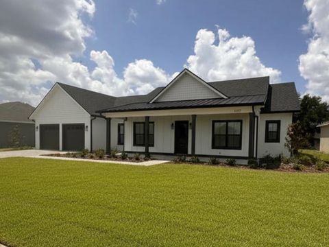 Photo of 1787 Lakehill Drive, Winter Haven, FL 33884 (MLS # P4938572)