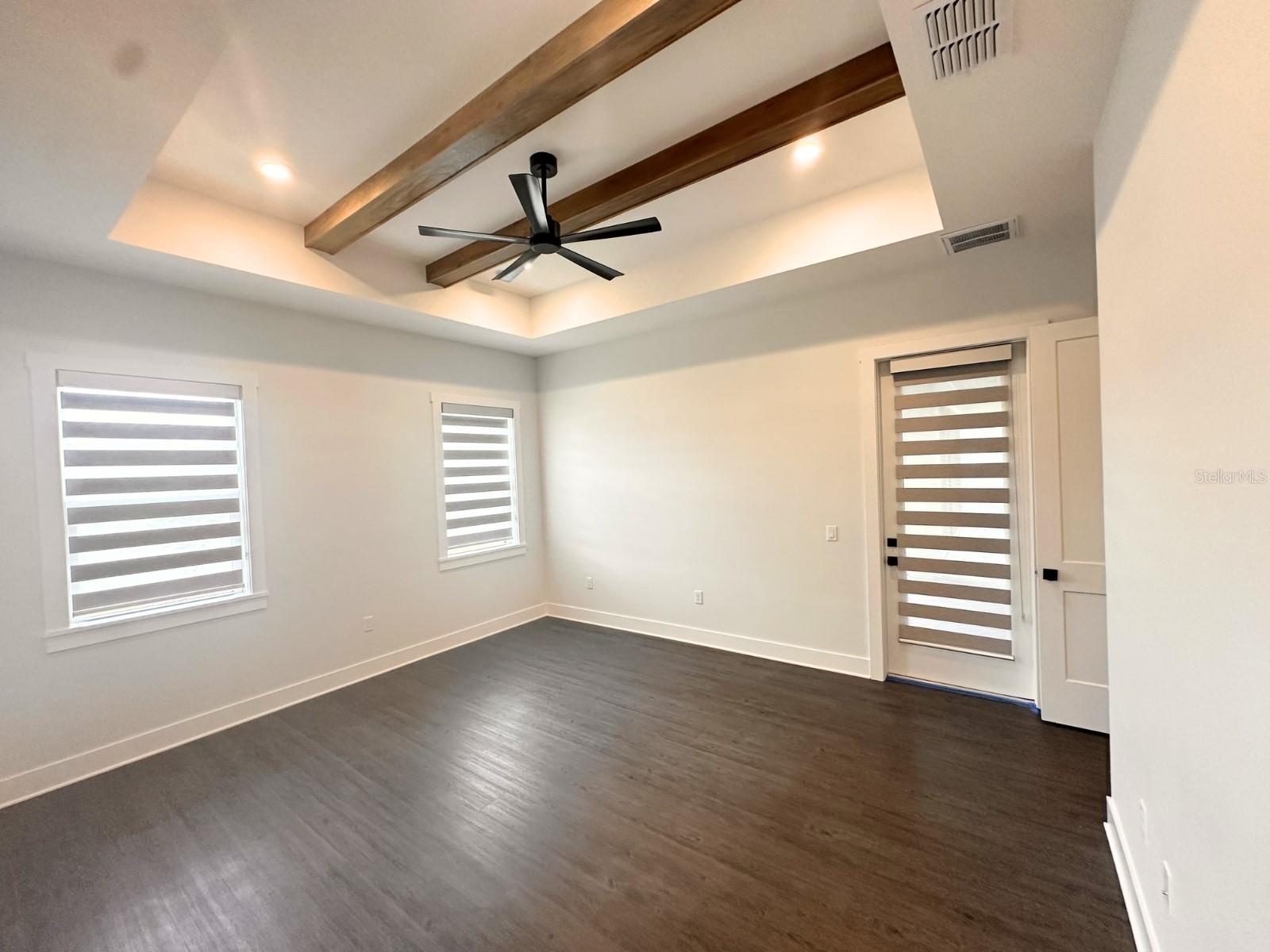 WOODPOINTE PHASE THREE - Residential