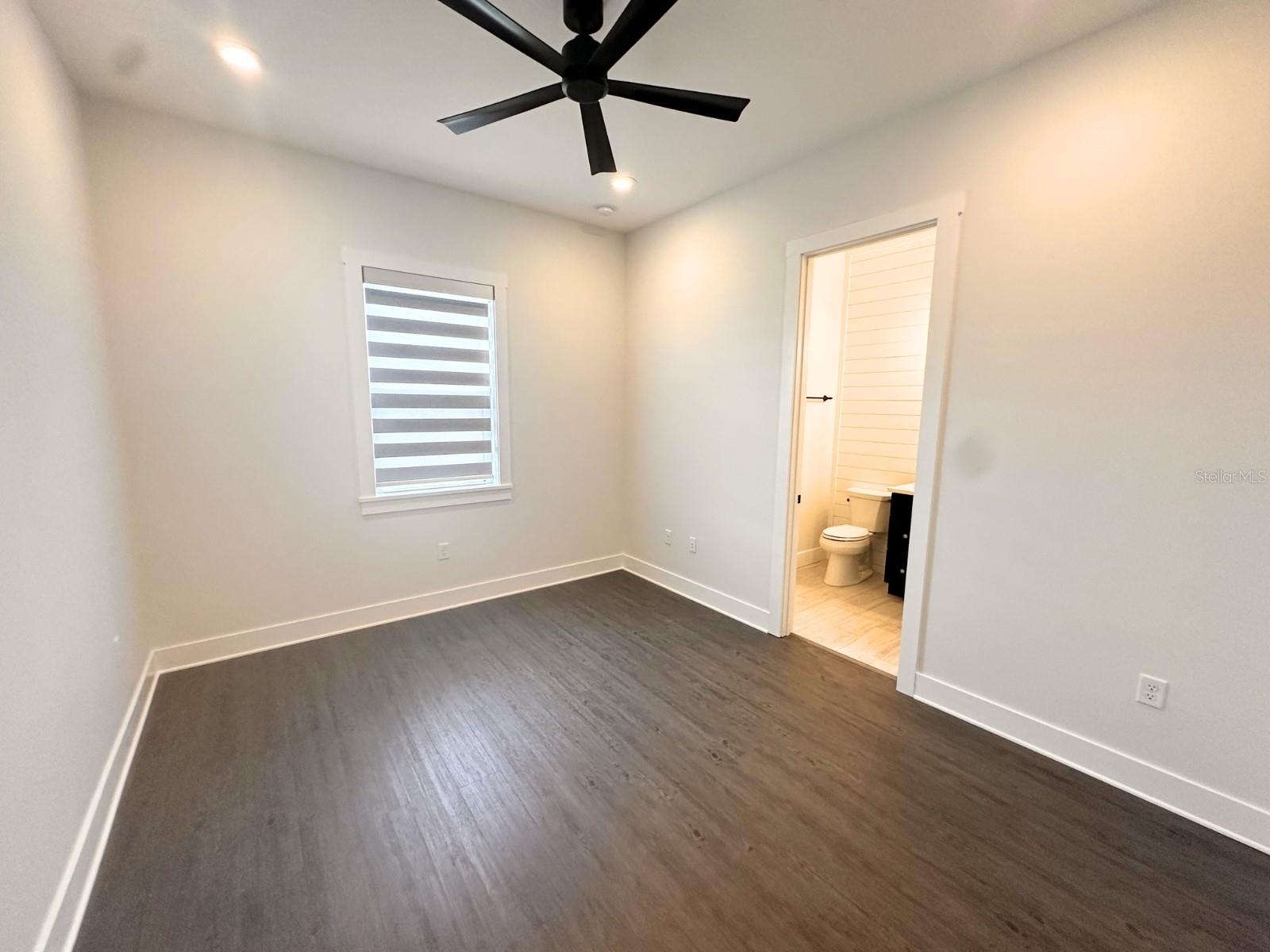 WOODPOINTE PHASE THREE - Residential
