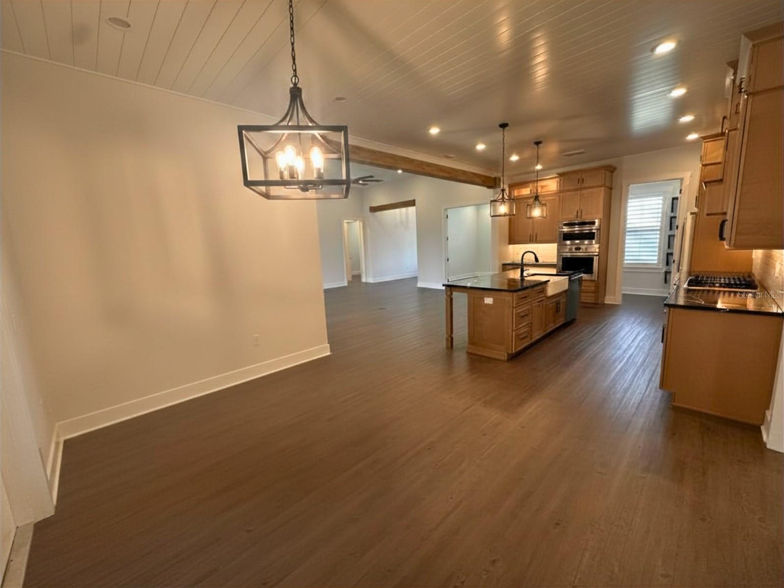 WOODPOINTE PHASE THREE - Residential