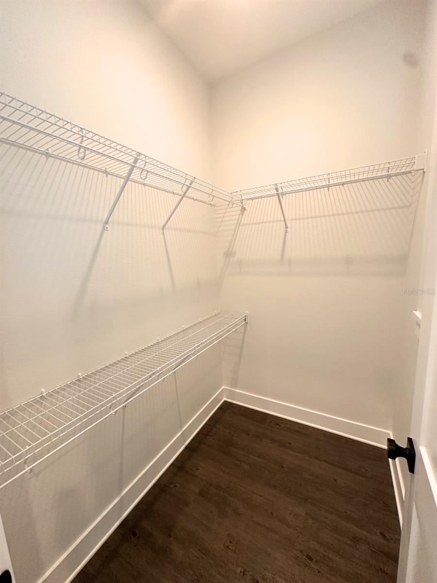 WOODPOINTE PHASE THREE - Residential