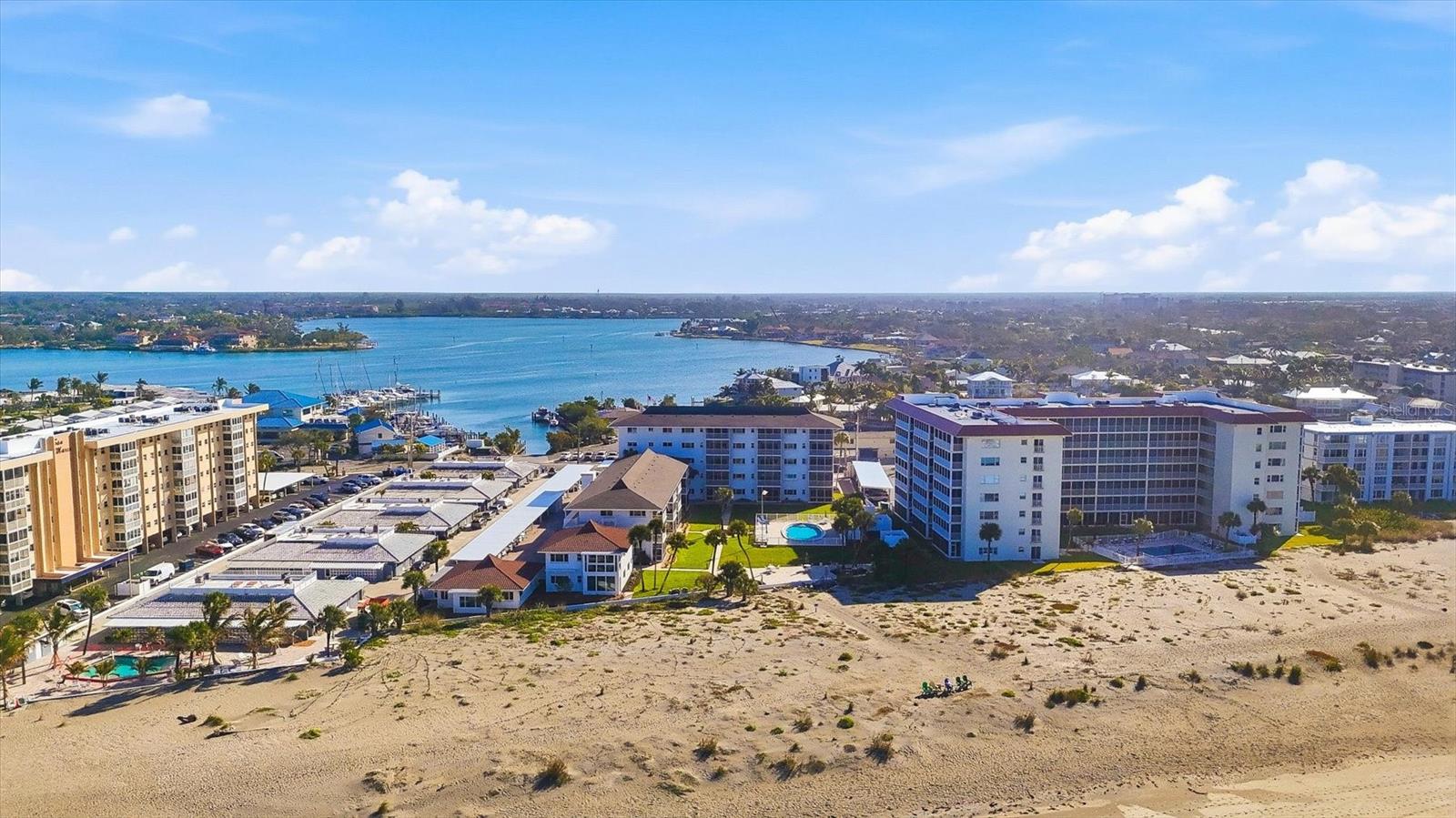 CHATEAUGAY - Residential