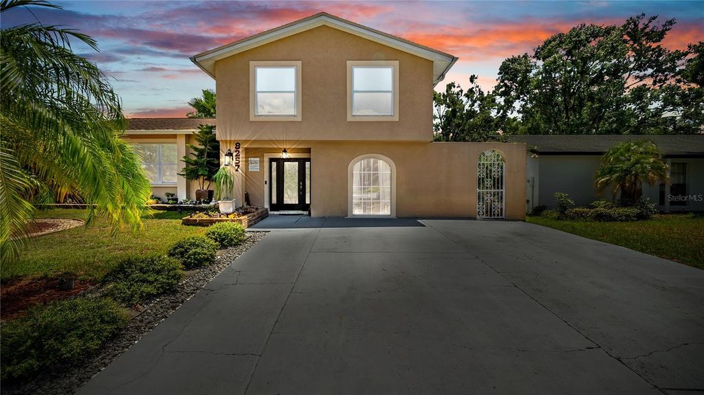 Photo of 8257 Malvern Circle, Tampa, FL 33634 (MLS # TB8414862)