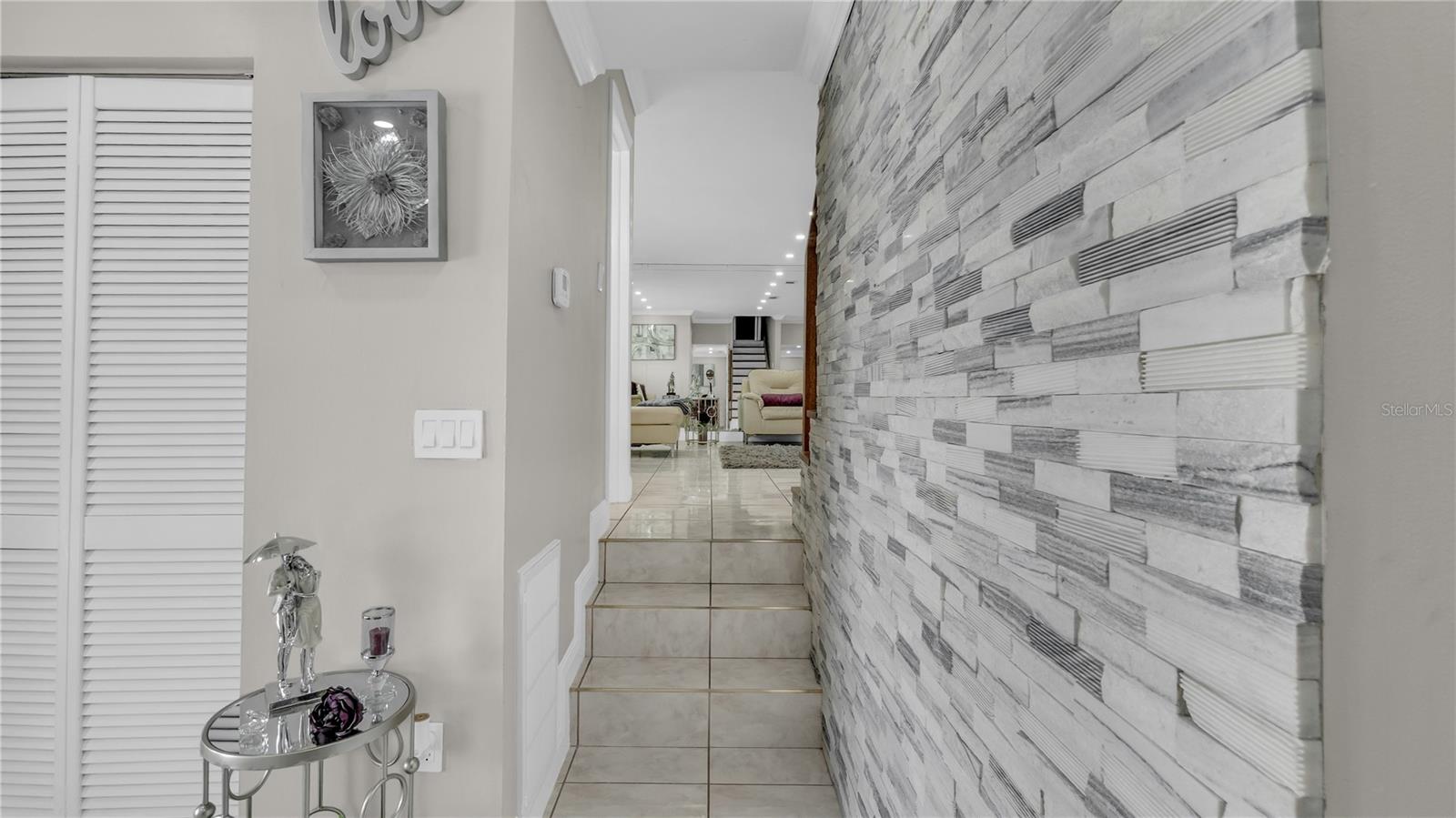 8257 MALVERN CIRCLE