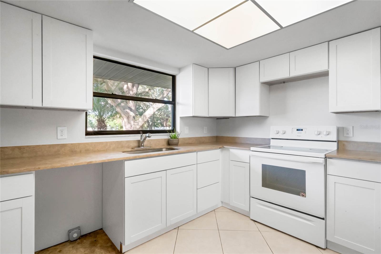 CITRUS OAKS - Residential