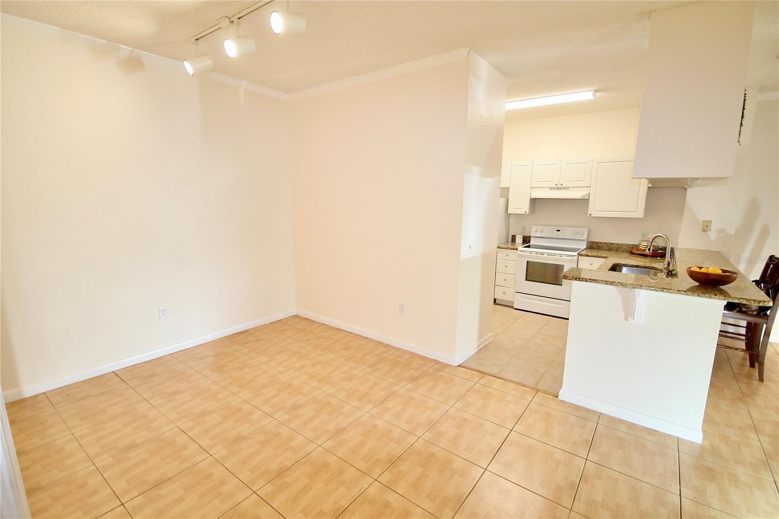 ARBOR LAKES A CONDO - Residential Lease