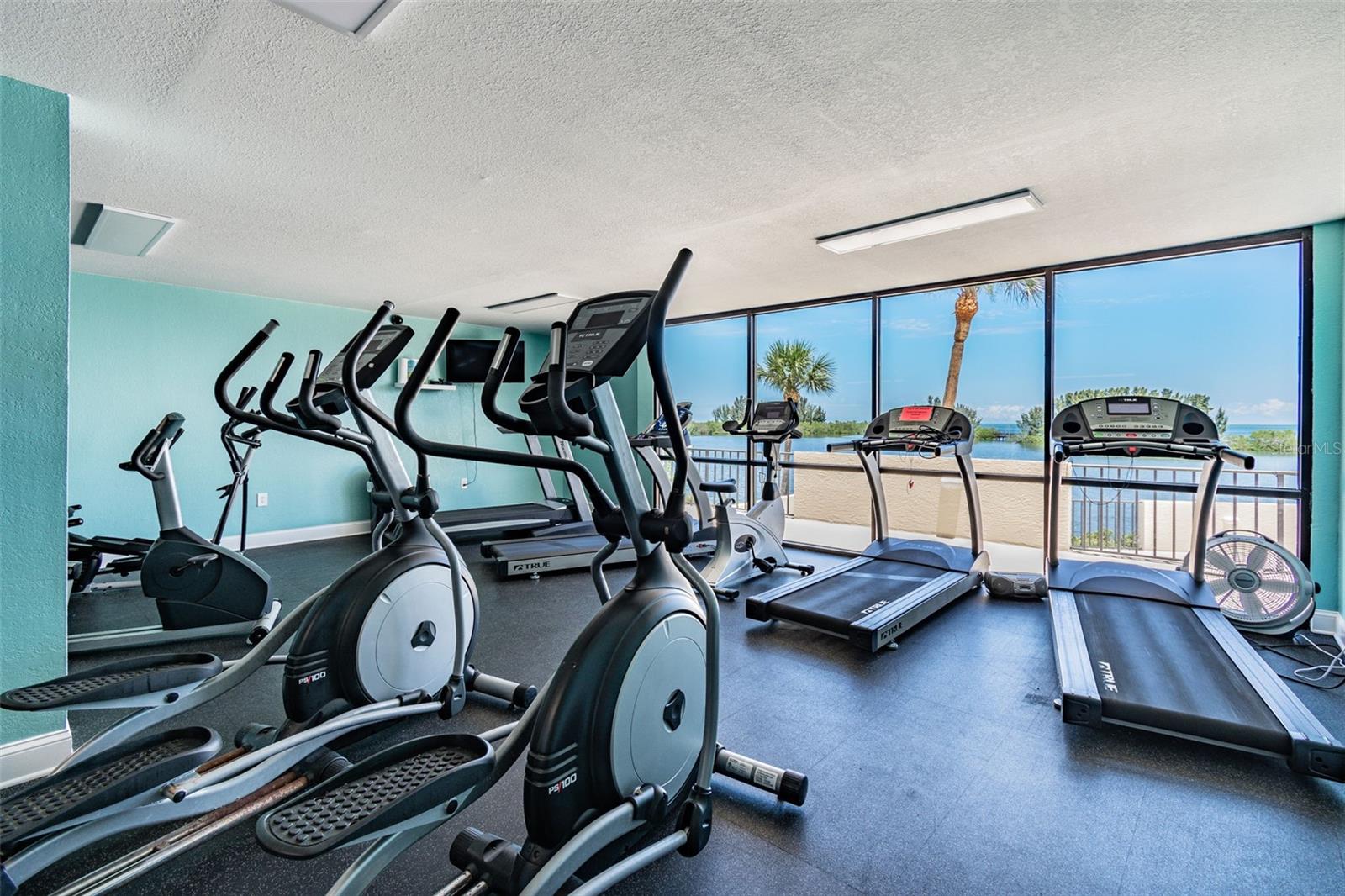GULF ISLAND BEACH TENNIS - Residential Lease