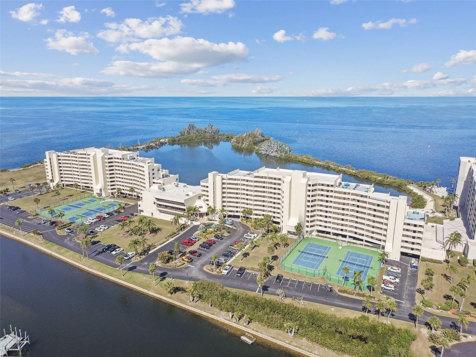 GULF ISLAND BEACH TENNIS - Residential Lease