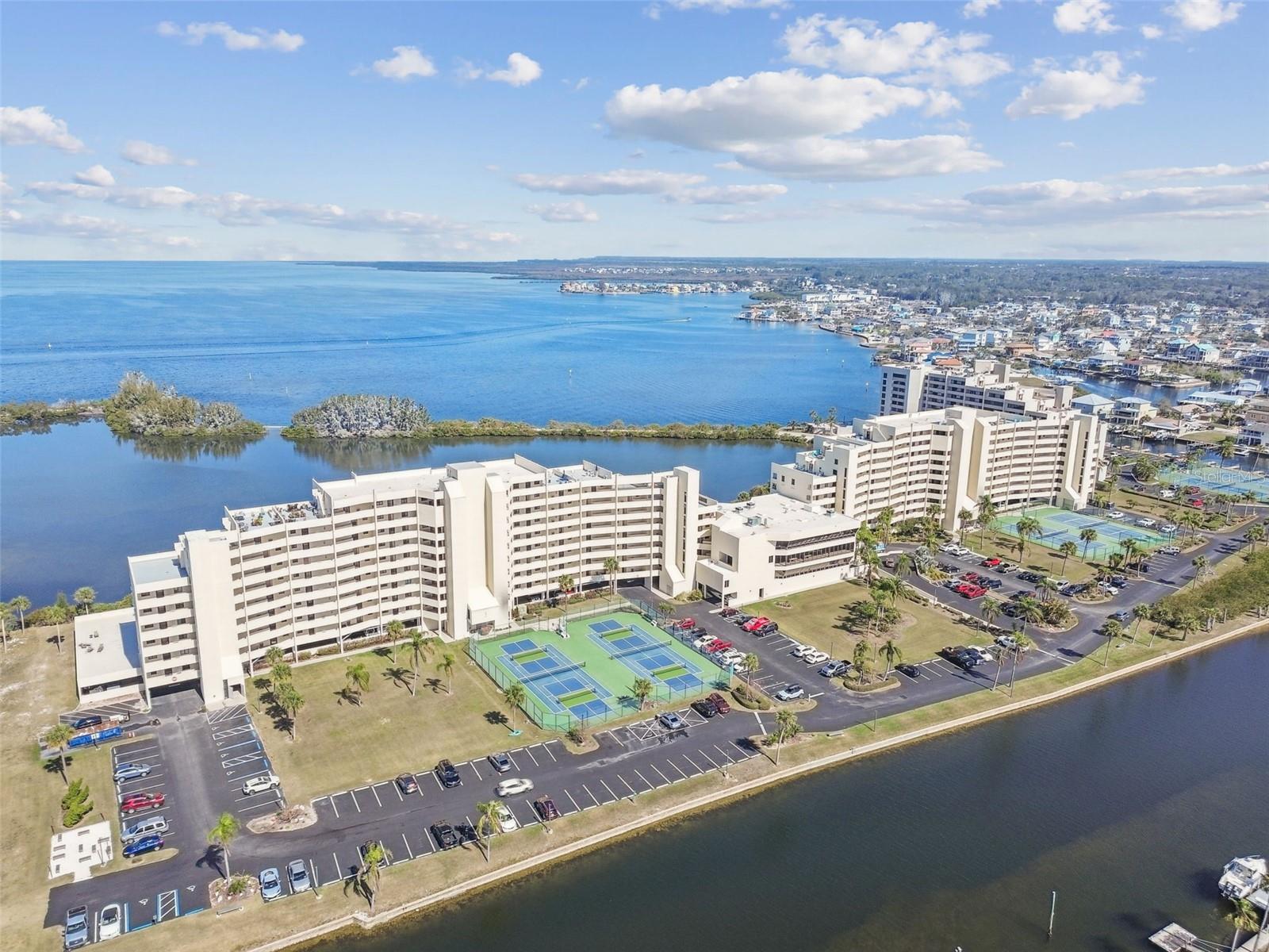 GULF ISLAND BEACH TENNIS - Residential Lease