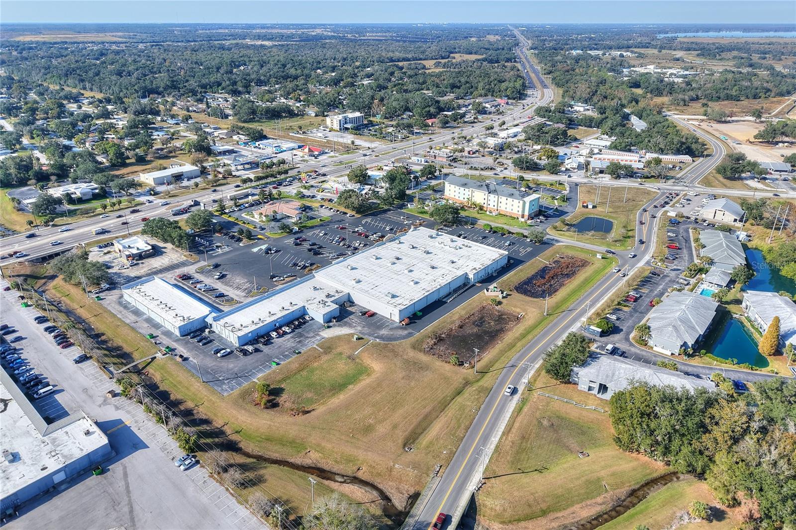 YOUNGS BARTOW PLAZA CONDO COM - Commercial Sale