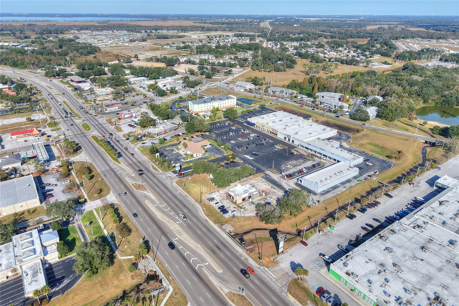 YOUNGS BARTOW PLAZA CONDO COM - Commercial Sale