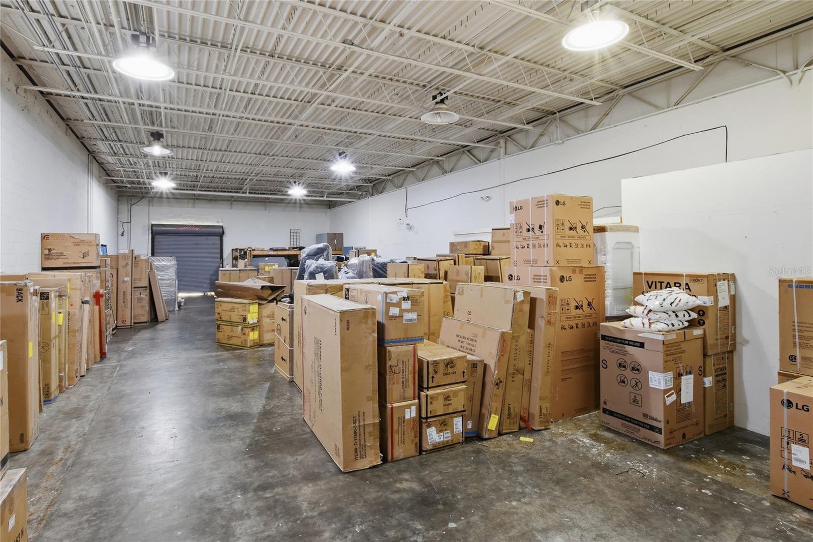 YOUNGS BARTOW PLAZA CONDO COM - Commercial Sale