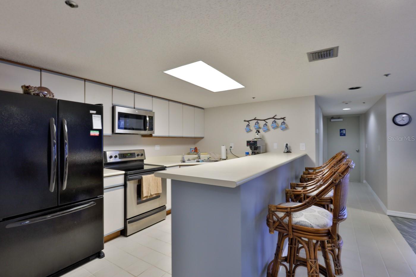 Ebb Tide Condo - Residential