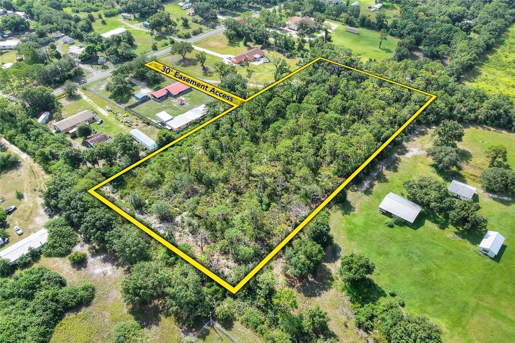 Photo of SE 33rd Street, Ruskin, FL 33570 (MLS # TB8544418)