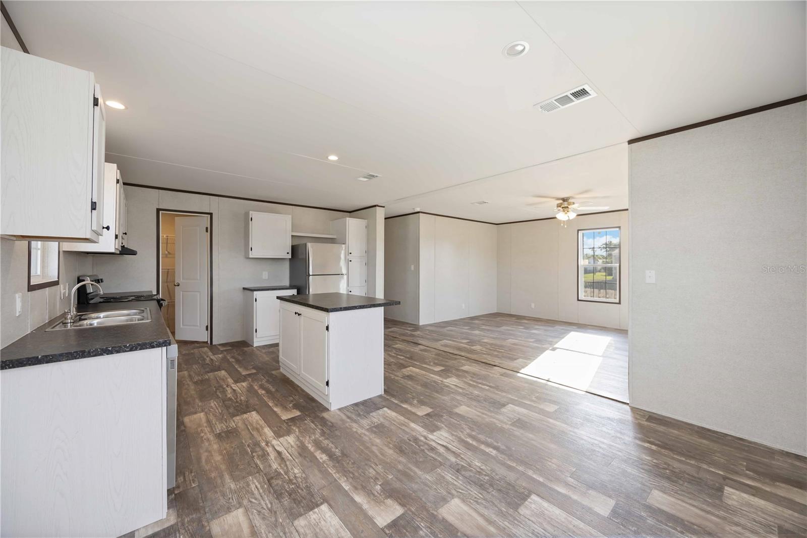 PINE ACRES - Residential