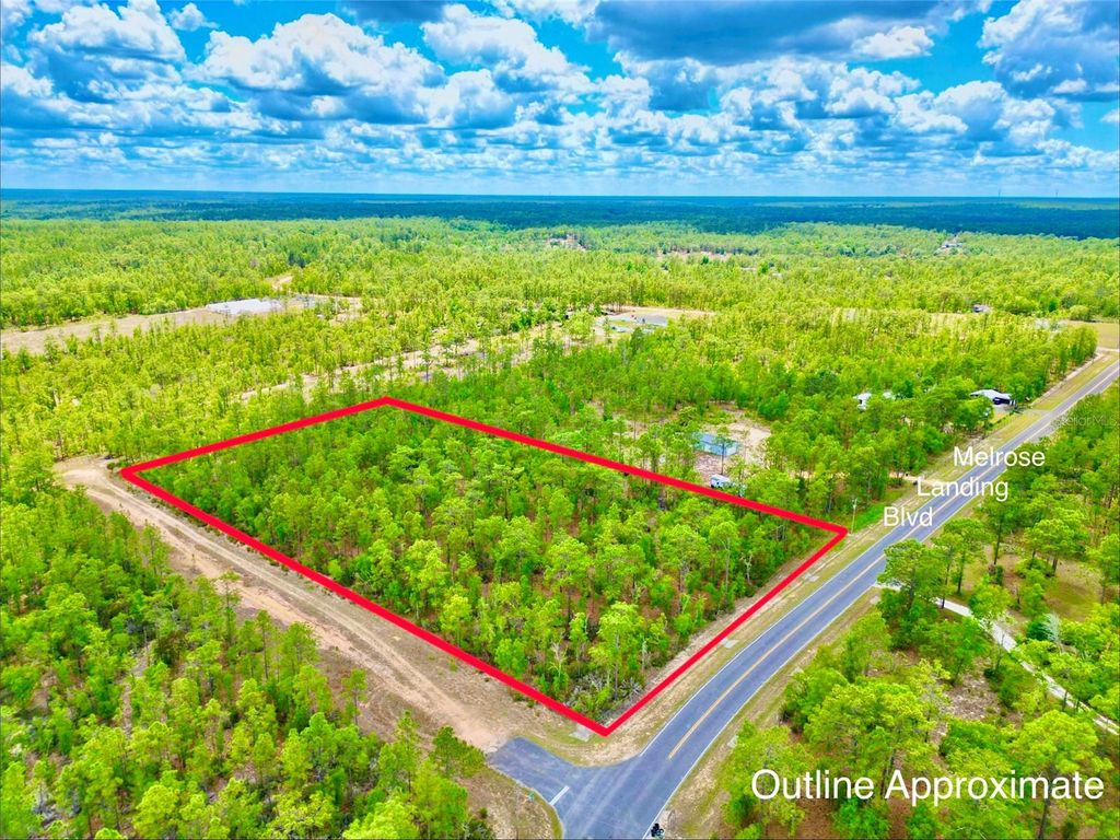 Photo of Melrose Landing Blvd, Hawthorne, FL 32640 (MLS # GC539944)
