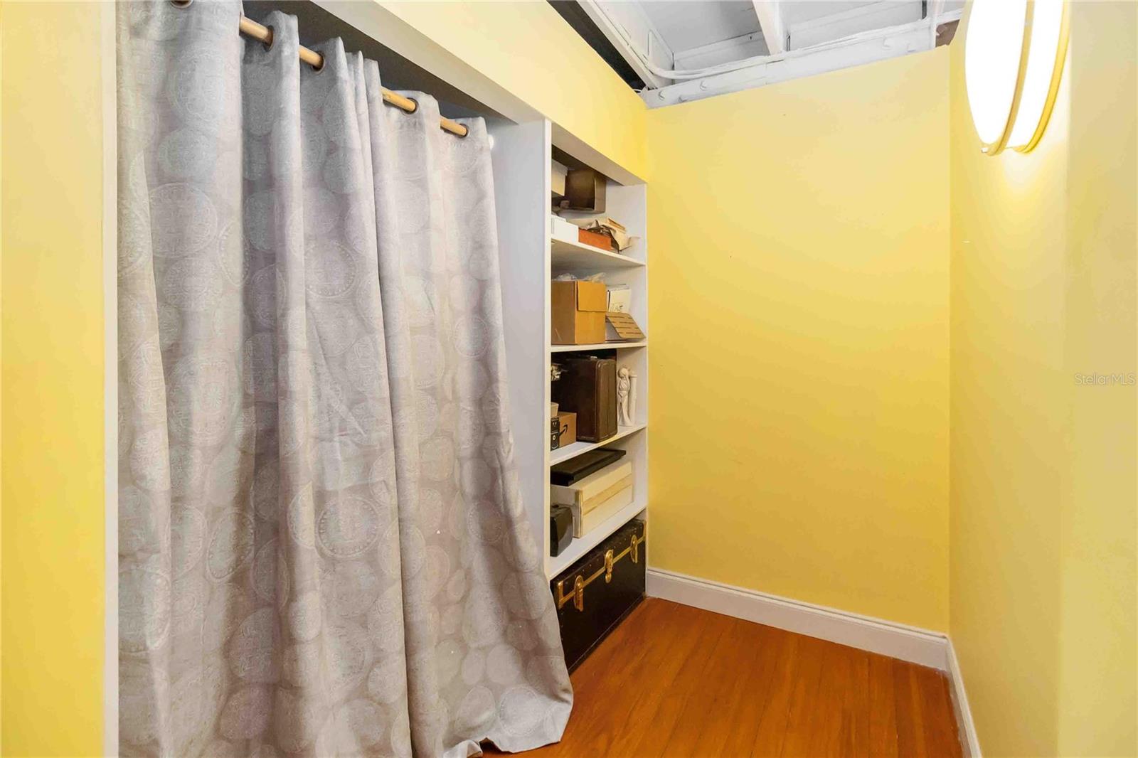 CHINA GLASS WAREHOUSE LOFTS CONDO - Residential Lease