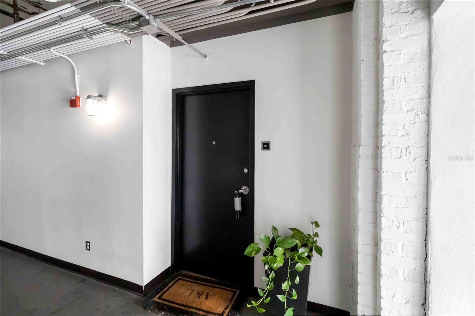 CHINA GLASS WAREHOUSE LOFTS CONDO - Residential Lease