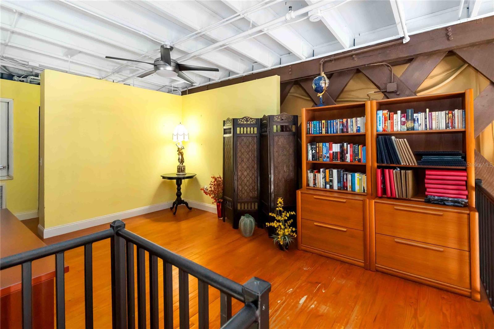 CHINA GLASS WAREHOUSE LOFTS CONDO - Residential Lease