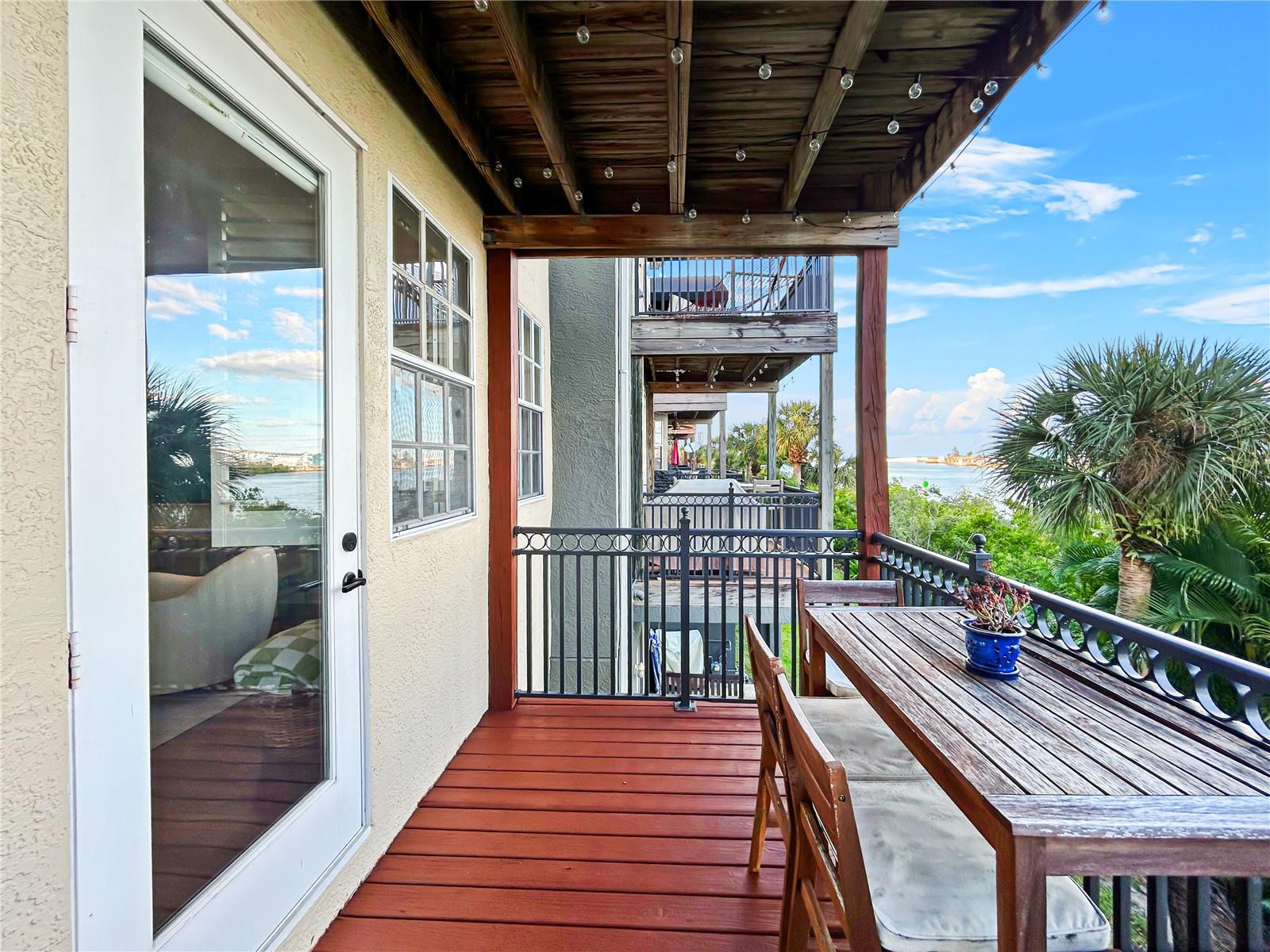HARBOURSIDE AT HARBOUR ISLAND - Residential Lease