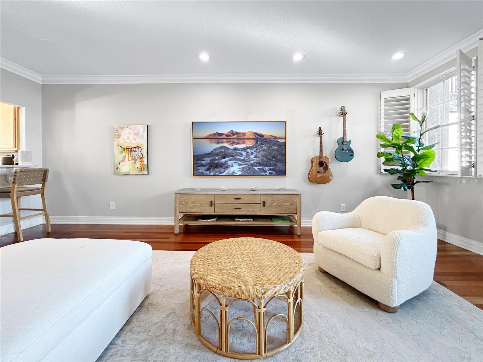 HARBOURSIDE AT HARBOUR ISLAND - Residential Lease