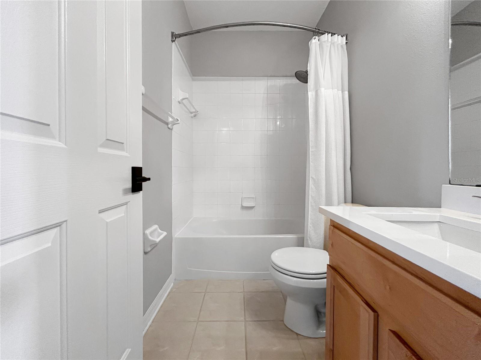 HARBOURSIDE AT HARBOUR ISLAND - Residential Lease