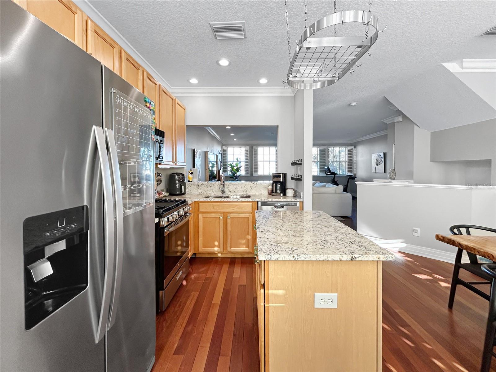 HARBOURSIDE AT HARBOUR ISLAND - Residential Lease