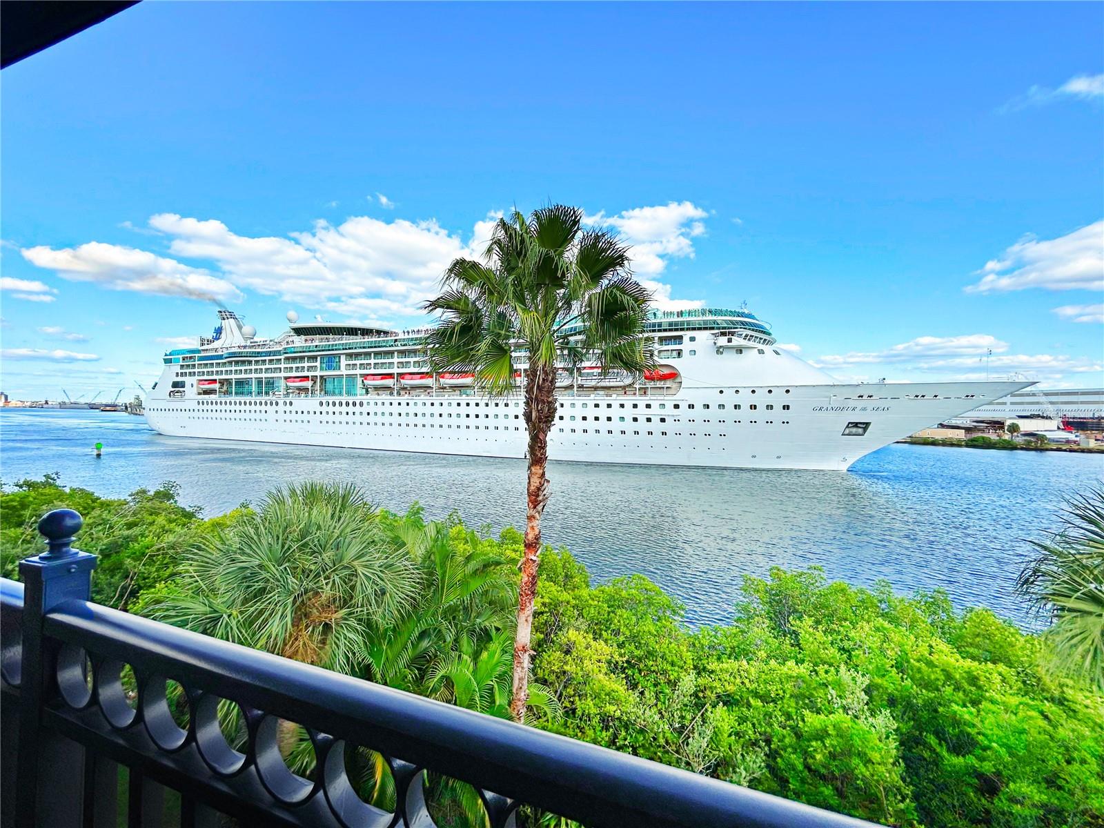 HARBOURSIDE AT HARBOUR ISLAND - Residential Lease