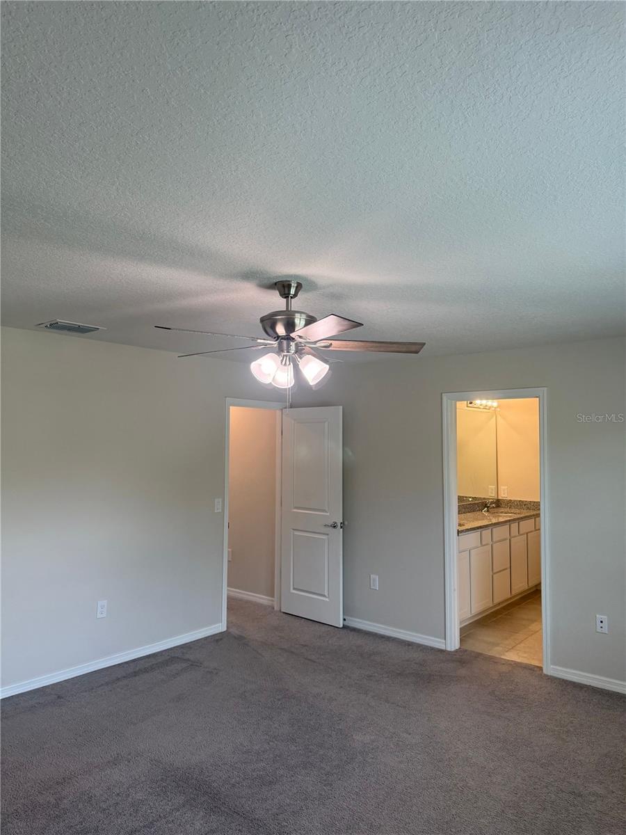 ESTATES/LK FLORENCE - Residential Lease