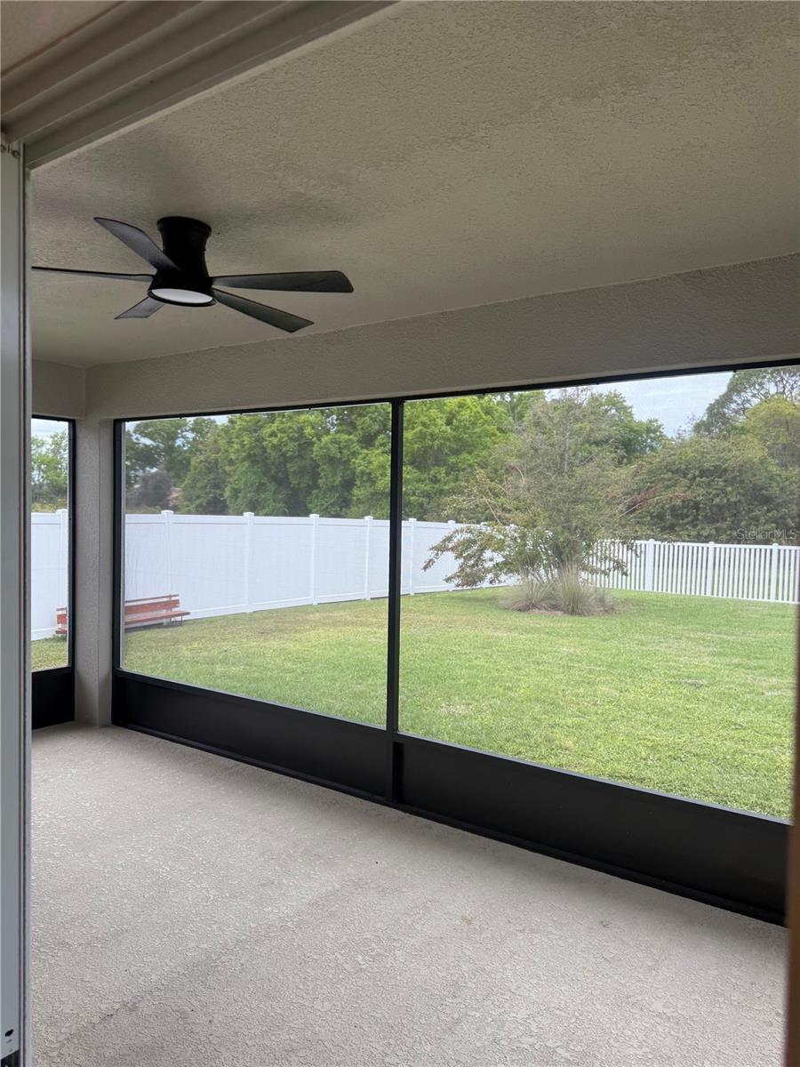 ESTATES/LK FLORENCE - Residential Lease