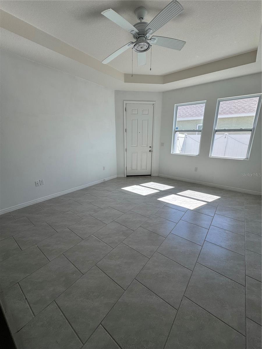 KINDRED PH 1FB - Residential Lease