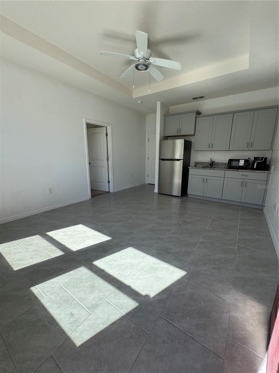 KINDRED PH 1FB - Residential Lease