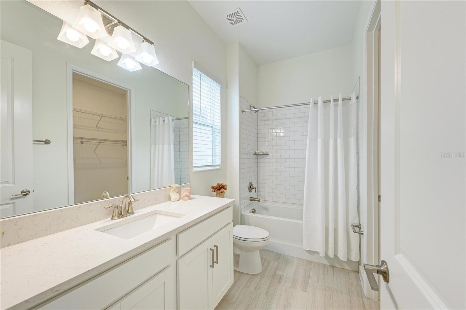 PROSPERITY LAKES PH I SUBPH IA - Residential