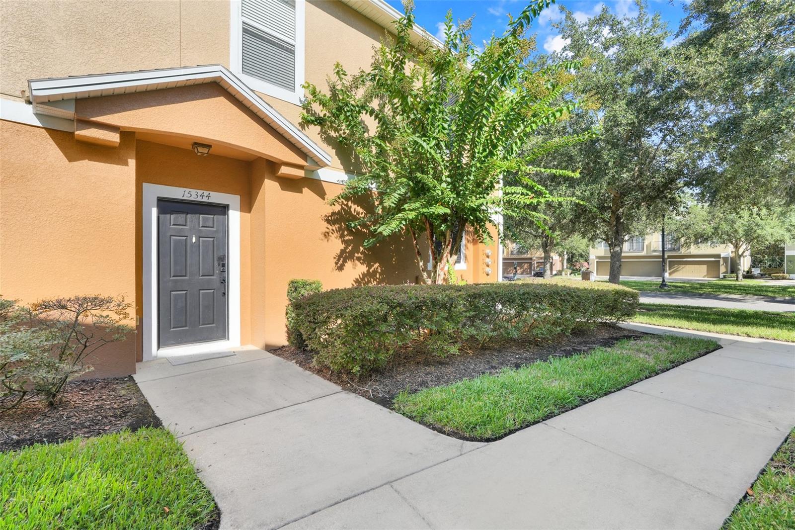 15344 OAK APPLE COURT 16A