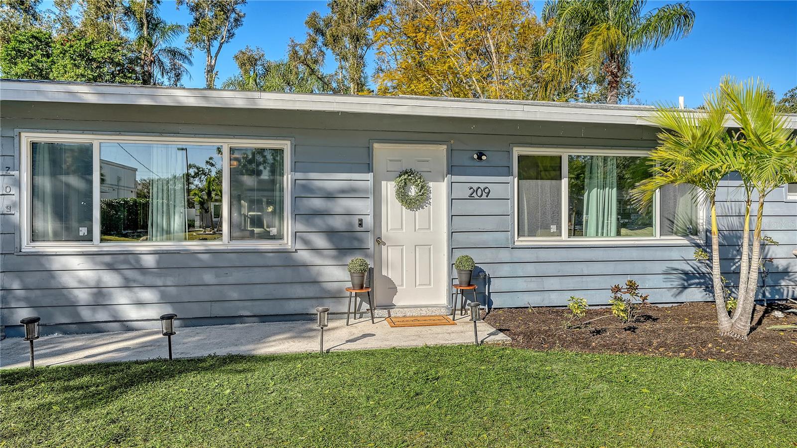 209 BRIGGS COURT