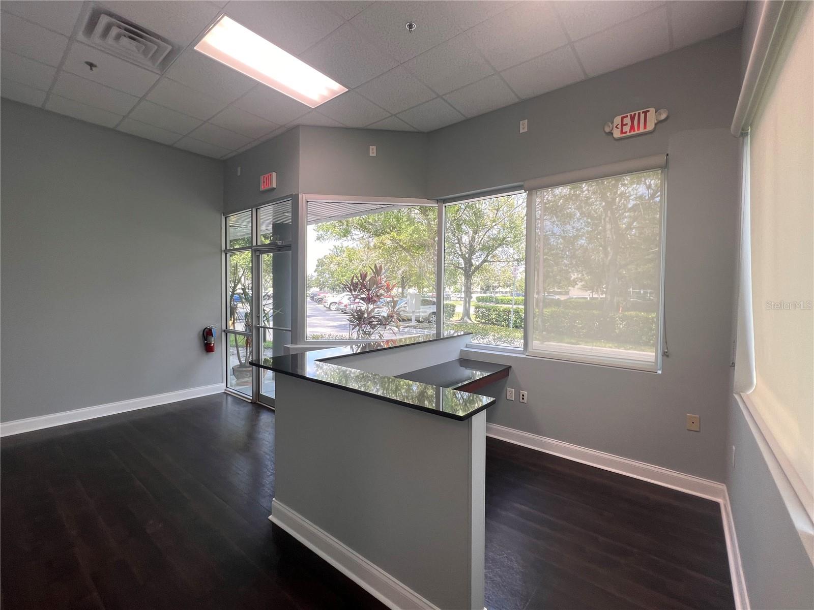 STARPOINTE SERVICE CENTER - Commercial Lease