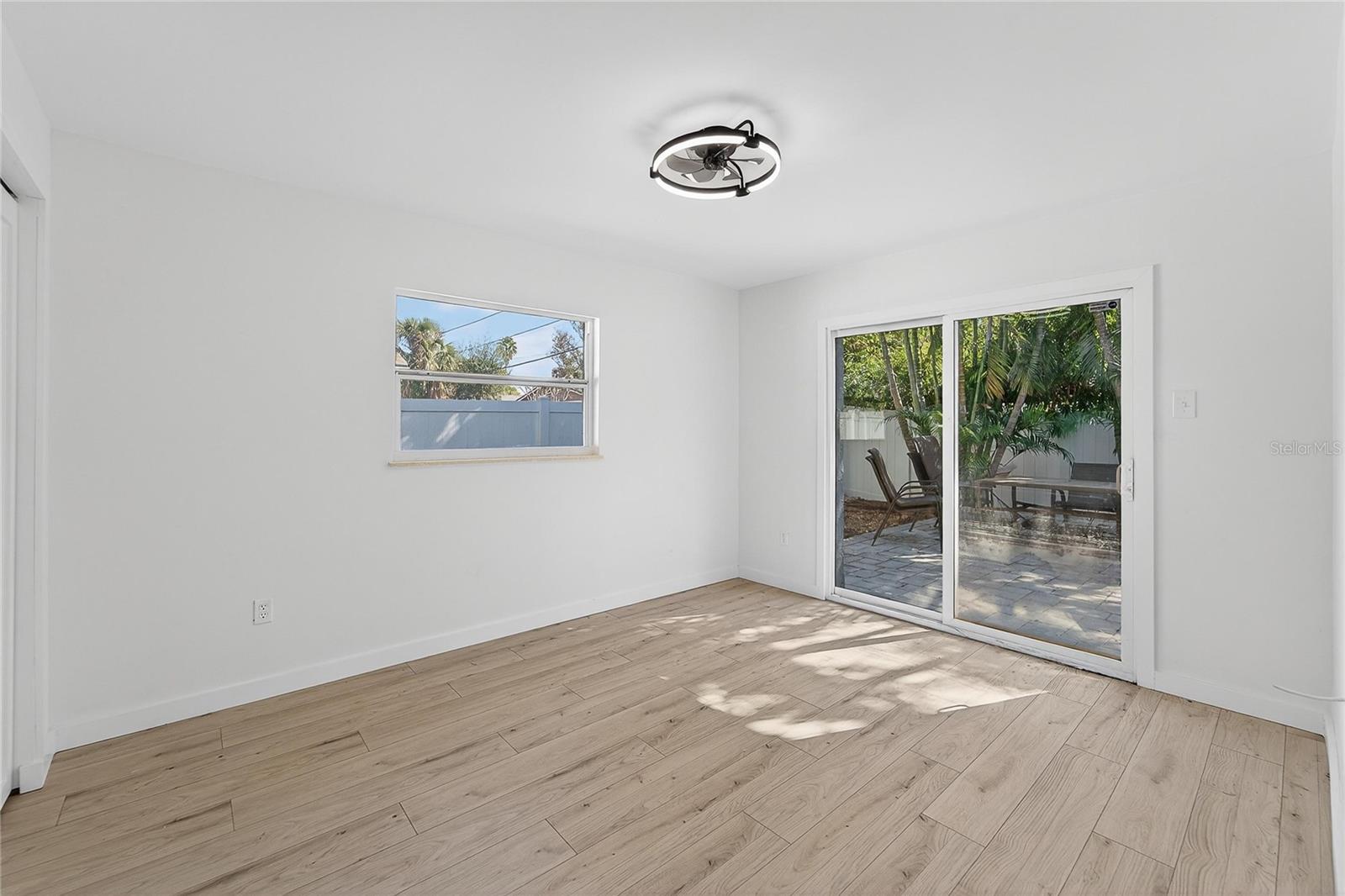 SHOREACRES CENTER - Residential