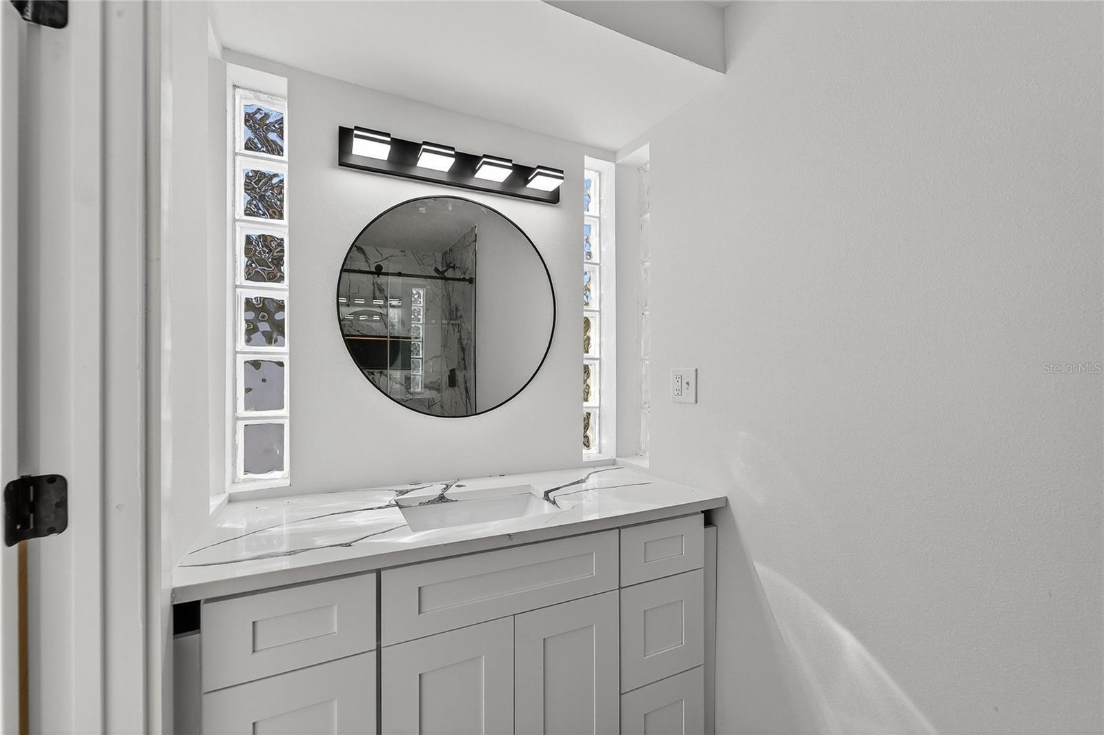 SHOREACRES CENTER - Residential