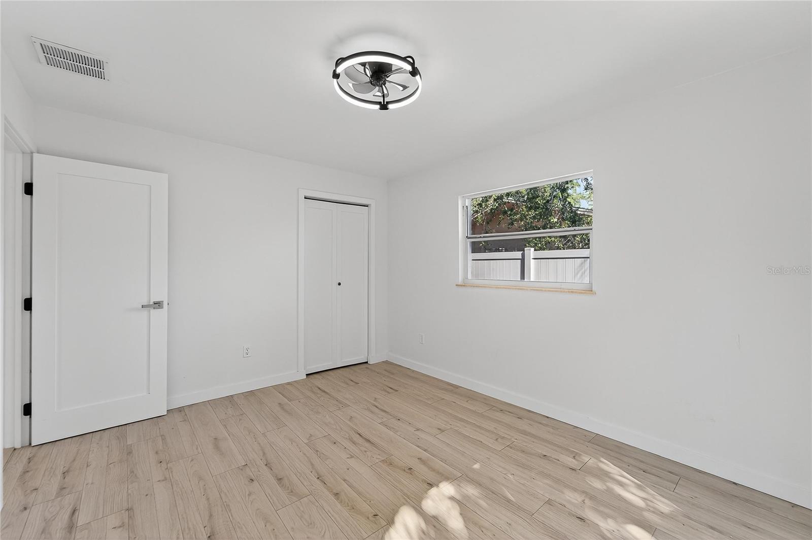 SHOREACRES CENTER - Residential