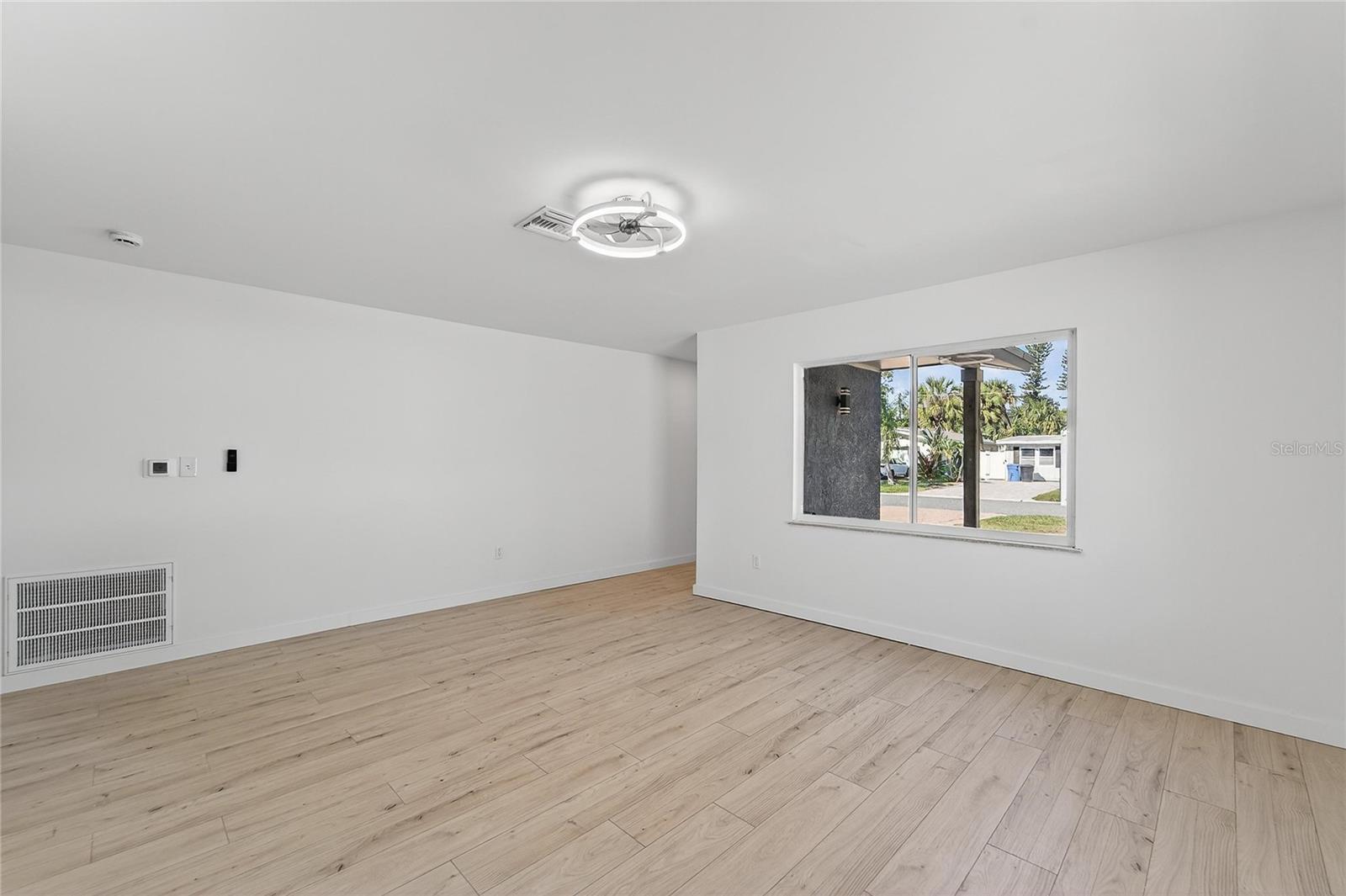 SHOREACRES CENTER - Residential