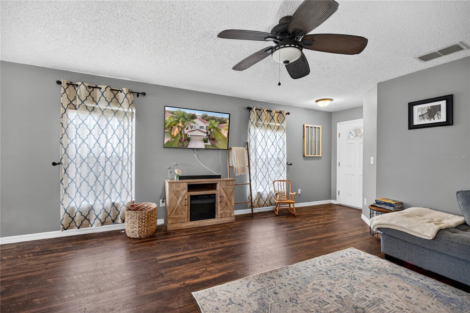 MOUNT DORA LANCASTER AT LOCH LEVEN PH 01 - Residential