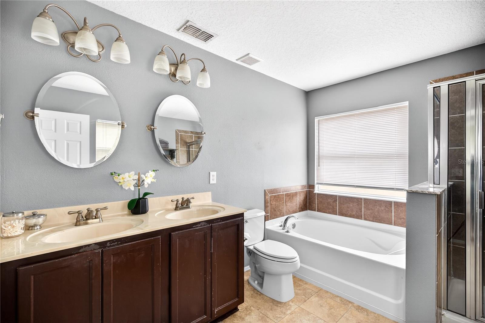 MOUNT DORA LANCASTER AT LOCH LEVEN PH 01 - Residential