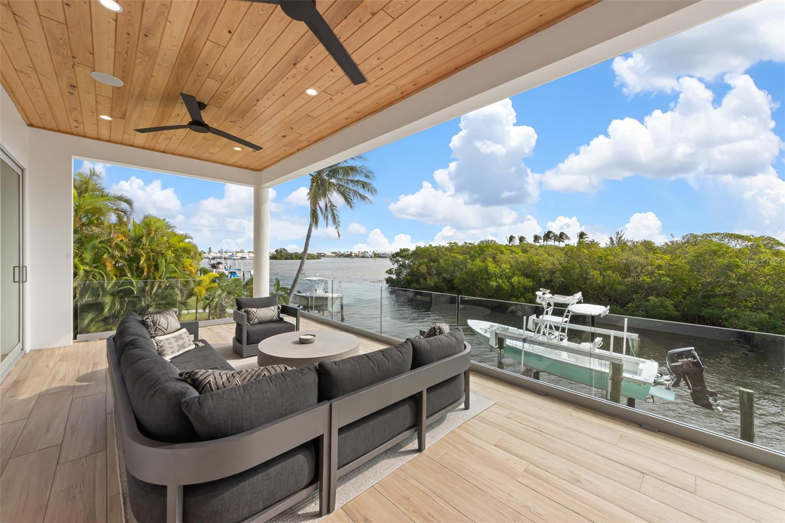 HOLMES BEACH 34TH UNIT REP - Residential