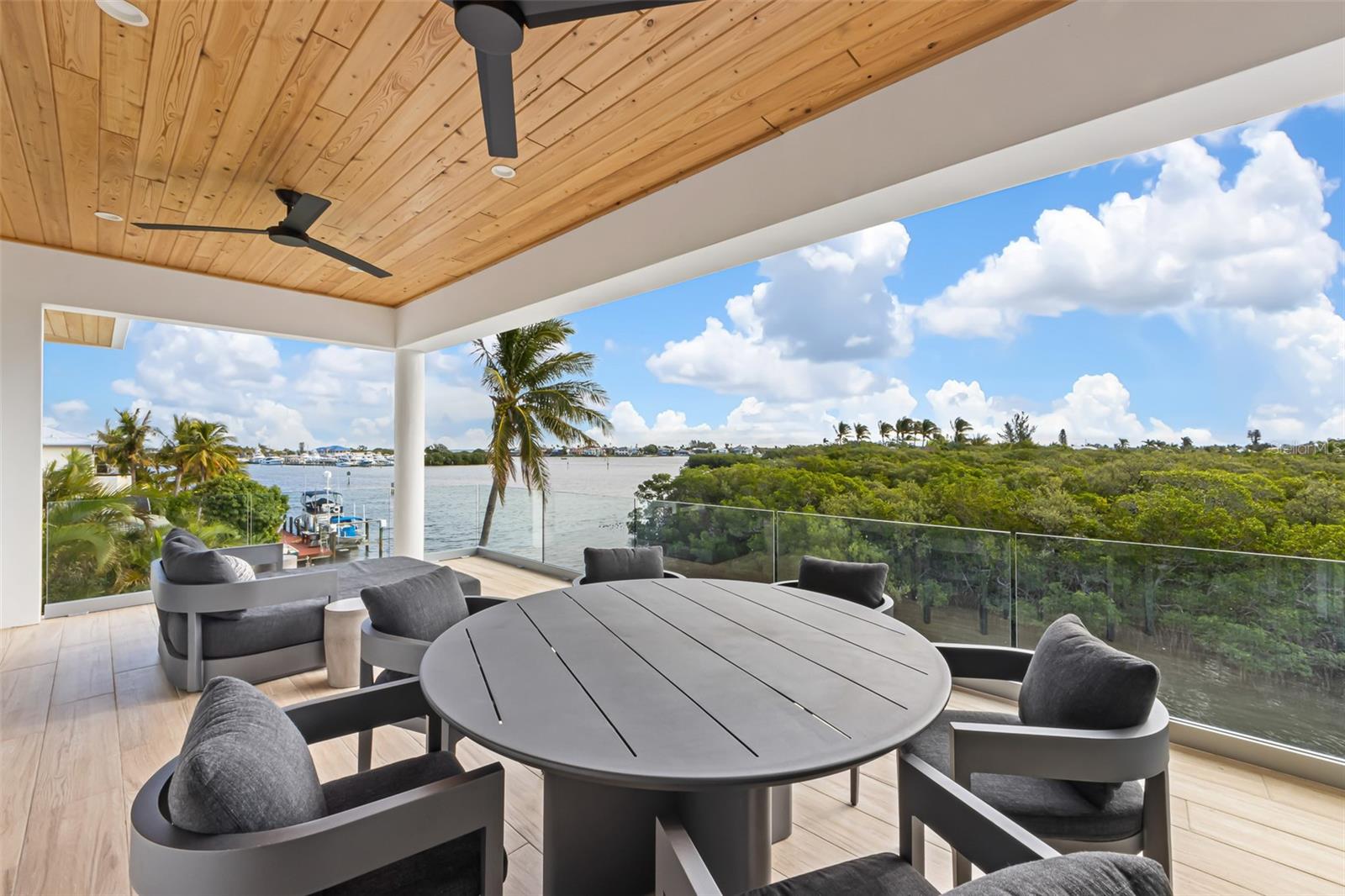 HOLMES BEACH 34TH UNIT REP - Residential