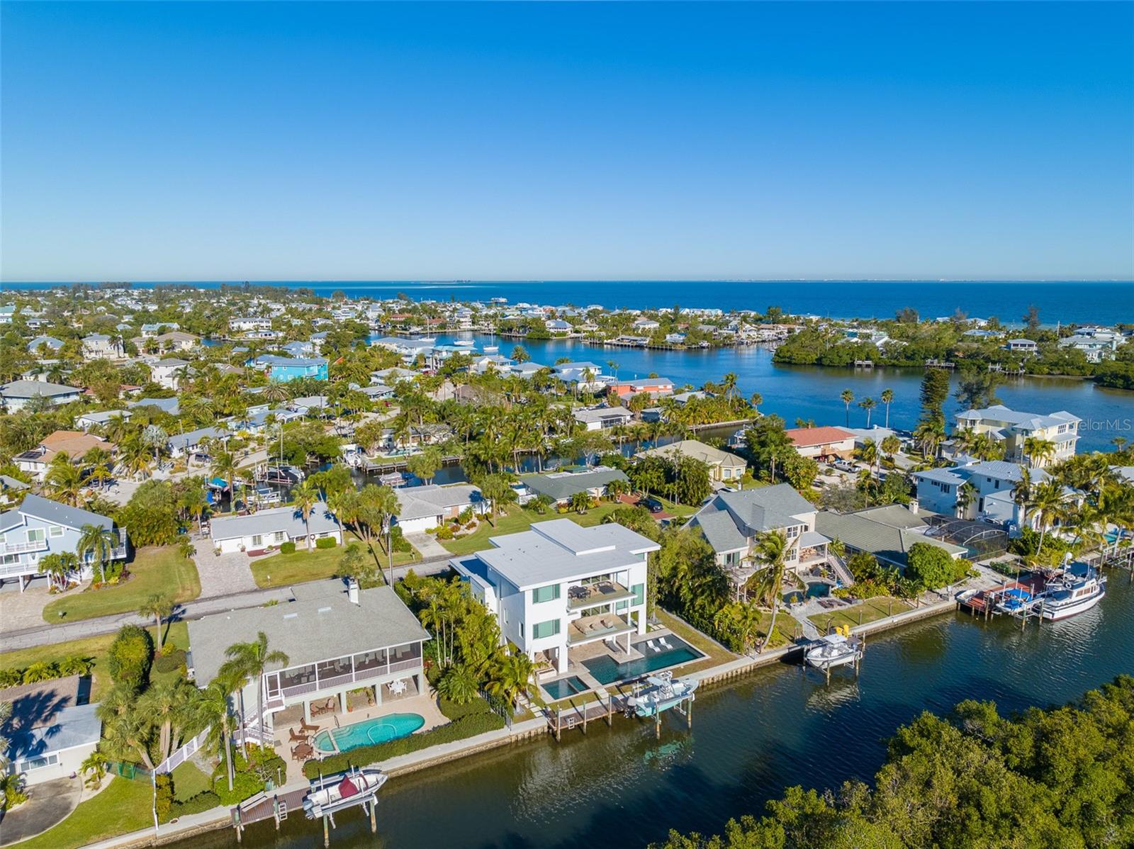 HOLMES BEACH 34TH UNIT REP - Residential