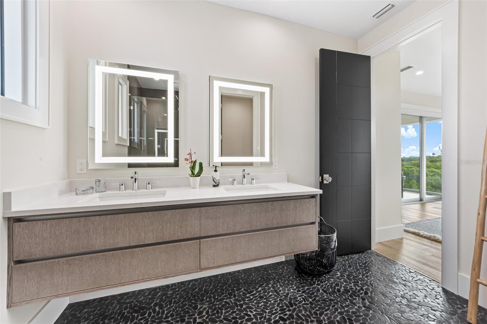 HOLMES BEACH 34TH UNIT REP - Residential